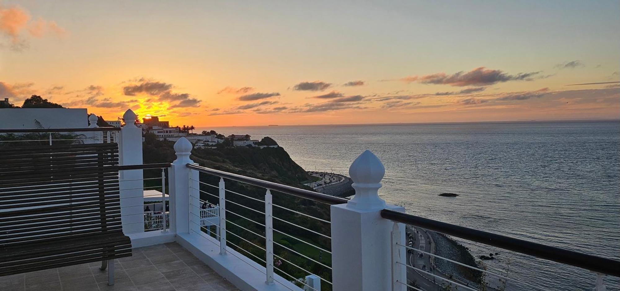 Villa Hafa Tangier Bagian luar foto
