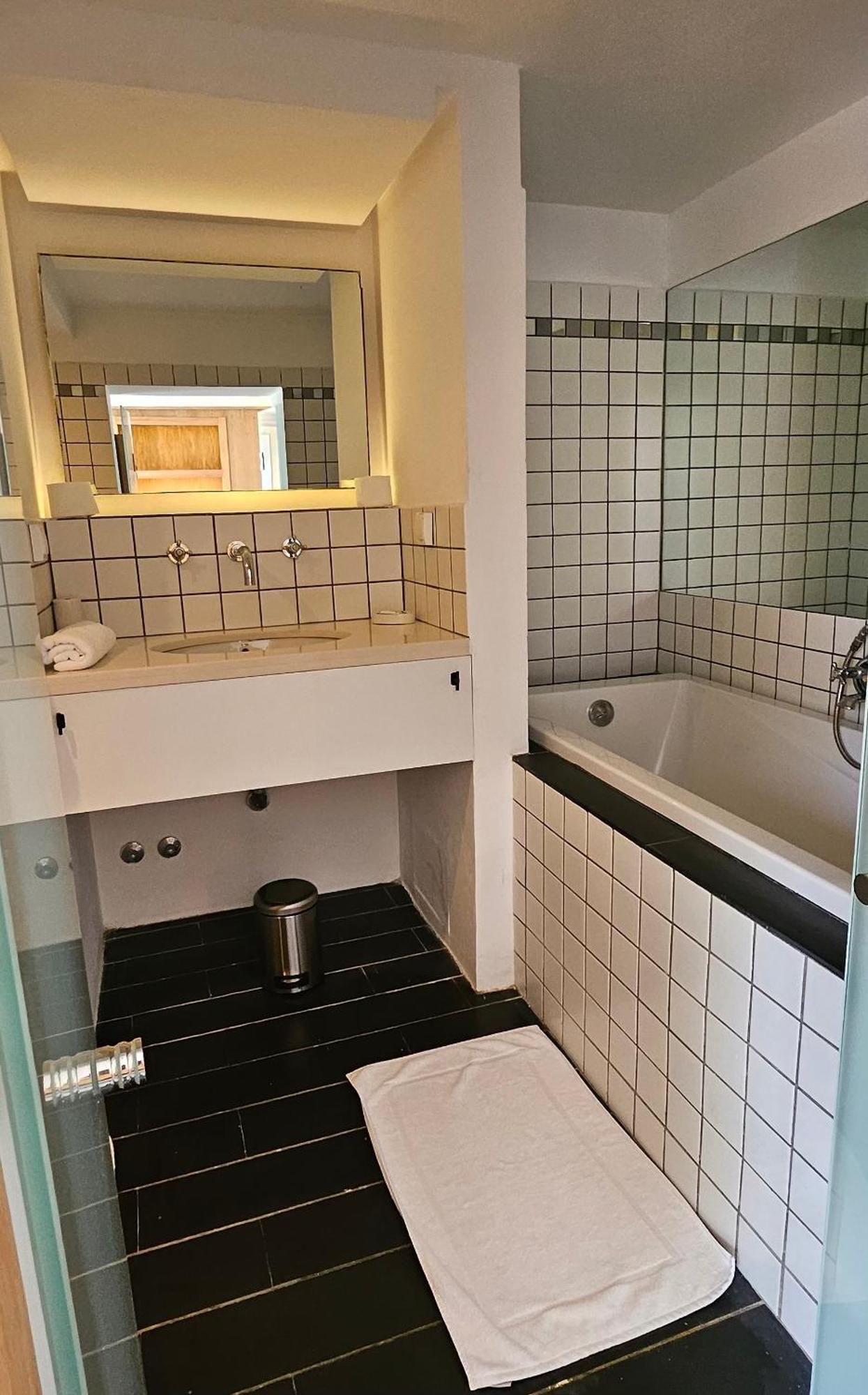 Villa Hafa Tangier Bagian luar foto